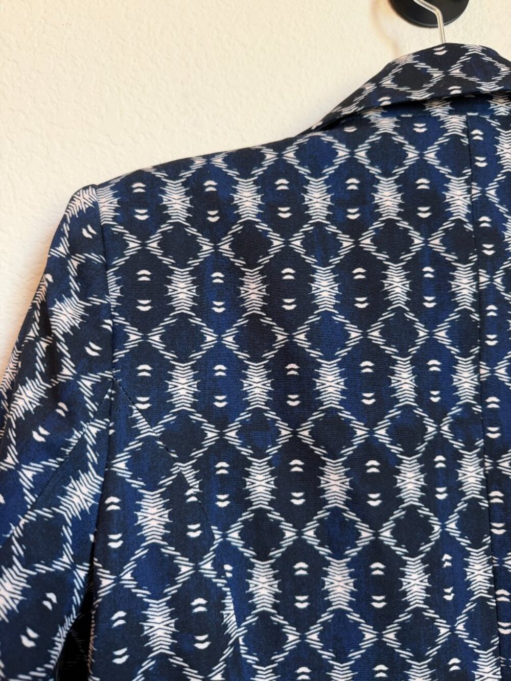 Liverpool Boyfriend Blazer Geometric Batik Button Front Jacket Blue White XS NWT - Picture 10 of 10